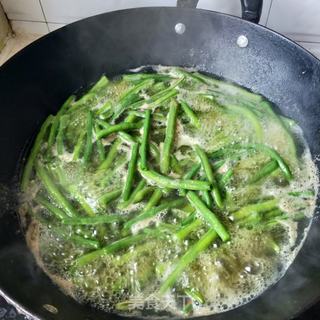凉拌豇豆的做法步骤:2