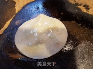 饺子皮葱油饼的做法步骤:4