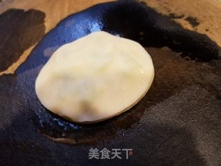 饺子皮葱油饼的做法步骤:5
