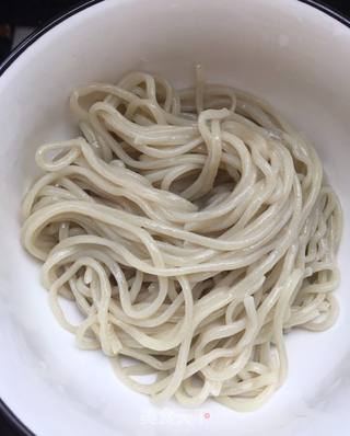 “面条”麻酱拌面的做法步骤:7