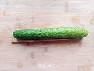 蓑衣黄瓜的做法步骤:2