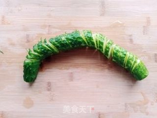 蓑衣黄瓜的做法步骤:3