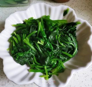凉拌菠菜的做法步骤：3