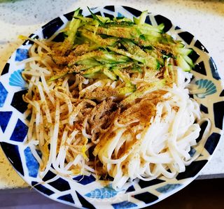 鸡丝凉面的做法步骤:15