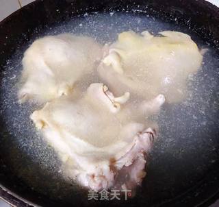 #面条#红烧鸡腿面的做法步骤：3