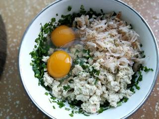 韭菜鸭蛋豆腐饼的做法步骤:5