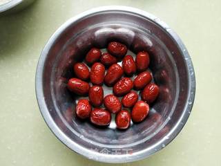 大枣红豆糯米饭的做法步骤:2