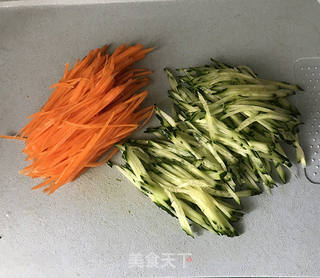 黄瓜凉皮的做法步骤:12
