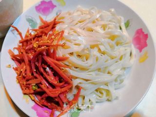 #夏日快手菜#番茄火腿凉面的做法步骤:6