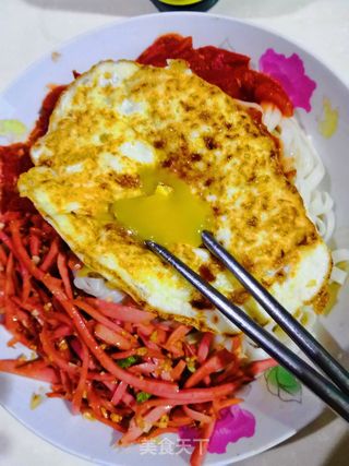 #夏日快手菜#番茄火腿凉面的做法步骤:17
