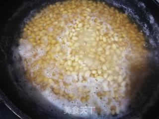 西瓜芹菜豆酱的做法步骤:2