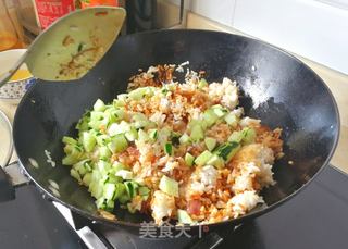 菠萝炒饭的做法步骤:6