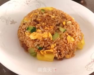 菠萝炒饭的做法步骤:9
