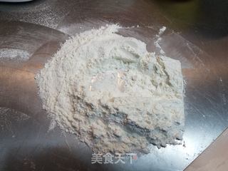 广式五仁月饼的做法步骤：3