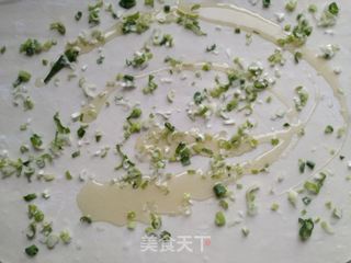 葱花油饼的做法步骤:4