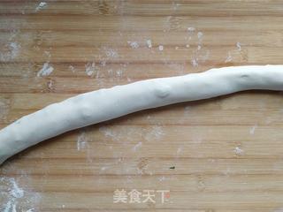 葱花油饼的做法步骤:5