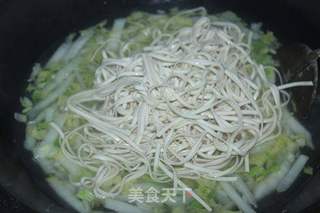 ##快手餐#大白菜汤面的做法图解5