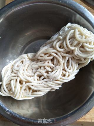 香辣牛肉面的做法步骤:2