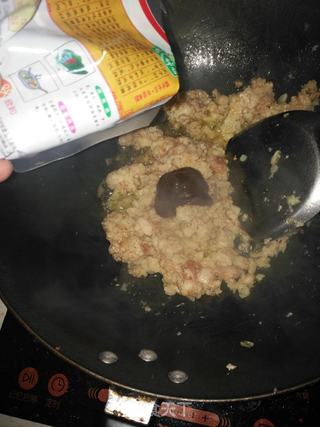 炸酱面的做法步骤:10
