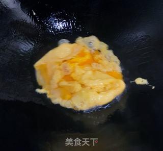 什景牛肉粒炒饭的做法步骤:4