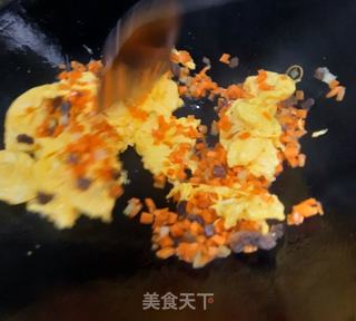 什景牛肉粒炒饭的做法步骤：5