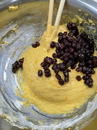 电饭煲南瓜红豆发糕的做法步骤:5