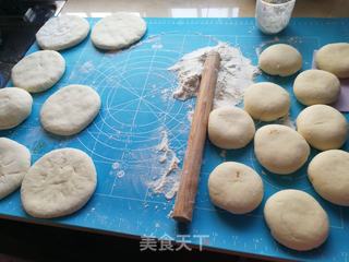 发面饼(肉馅儿)的做法步骤:4