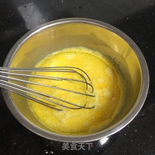 电饭煲蓝莓蛋糕卷的做法步骤：2