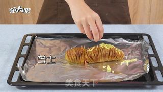 培根芝士风琴土豆的做法步骤:4