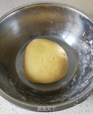 南瓜黄玫瑰的做法步骤:3
