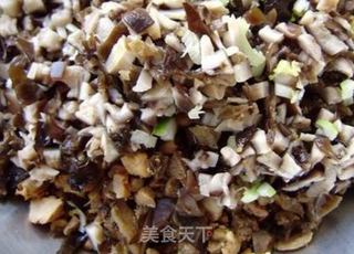 鸡肉香菇包的做法步骤:3