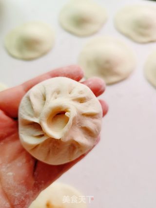 鸡肉香菇包的做法步骤:16