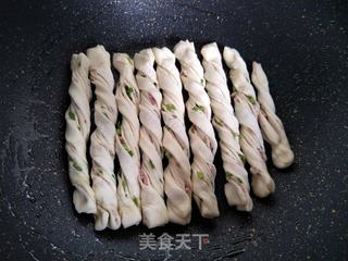 水煎椒盐培根花卷的做法步骤:8