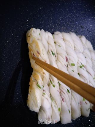 水煎椒盐培根花卷的做法步骤:10