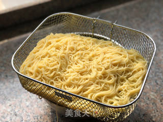 鲜虾意面的做法步骤:5