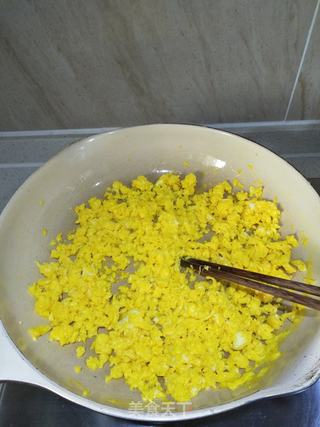鸡蛋韭菜馄饨的做法步骤:2