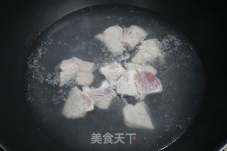 茯苓丁淮山莲子薏米汤的做法步骤:3