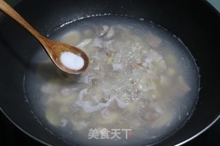 茯苓丁淮山莲子薏米汤的做法步骤:6