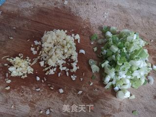 油泼面的做法步骤:2
