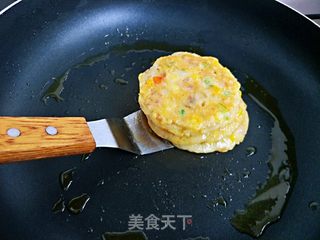 “ 快手餐 ”什锦鲜肉饼的做法步骤：7