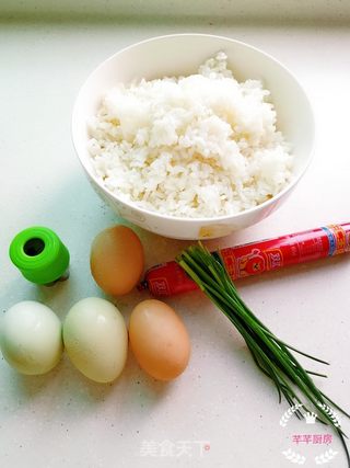 蛋包饭的做法步骤：1