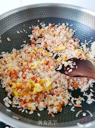 蛋包饭的做法步骤：6