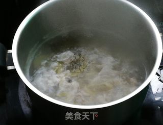榨菜青瓜肉片汤的做法步骤:5