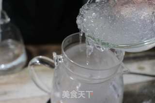枸杞红枣炖雪燕的做法步骤:4