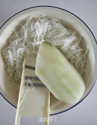 羊肉冬瓜包子的做法步骤:3