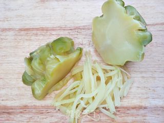 “ 榨菜 ”榨菜肉丝炒饭的做法步骤:2