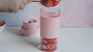 西瓜番茄汁的做法步骤:4