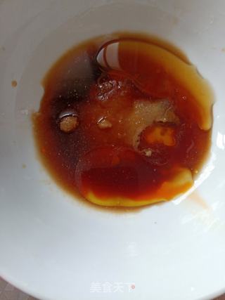 手撕鸡腿肉的做法步骤:4