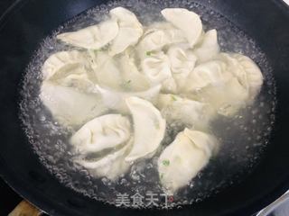 韭菜鸡蛋饺子的做法步骤:16