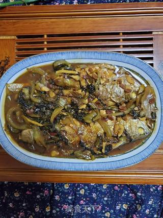 酸菜烧黄花鱼的做法步骤:13